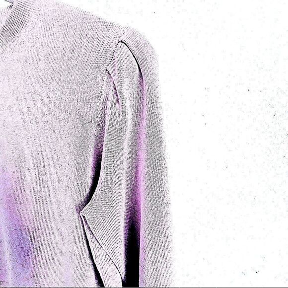 Revolve Majorelle Petunia Pastel Purple/Lilac Crop Sweater NWOT Small - Picture 14 of 15